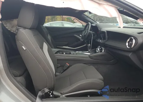 2024 Chevrolet Camaro Lt1 from USA, damaged, VIN 1G1FE1R70R0103068